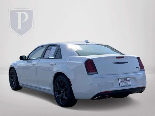 2023 Chrysler 300 S
