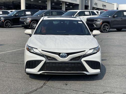 2021 Toyota Camry Hybrid XSE