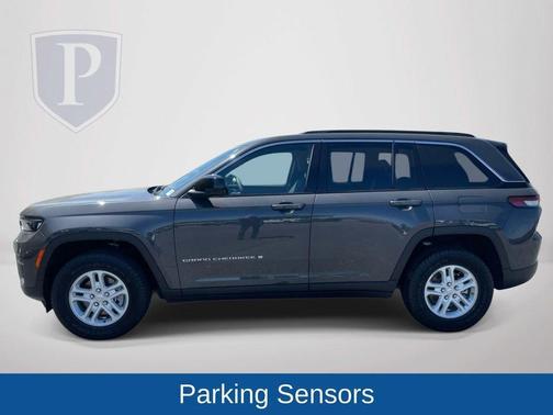 Metallic 2025 Jeep Grand Cherokee Laredo