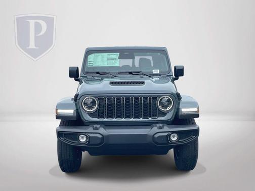 Anvil Clearcoat 2026 Jeep Gladiator Sport