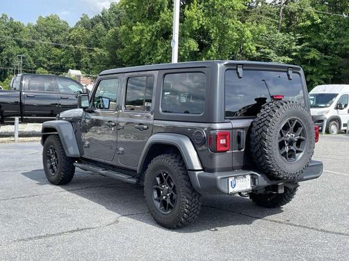 2024 Jeep Wrangler Sport