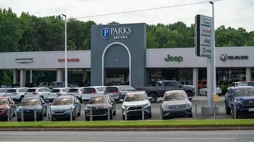 Gray Metallic 2024 Ford Edge SE