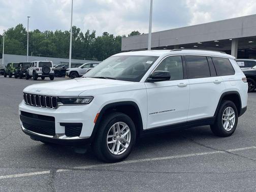 2023 Jeep Grand Cherokee L Laredo