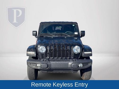 Black Clearcoat 2023 Jeep Gladiator Sport