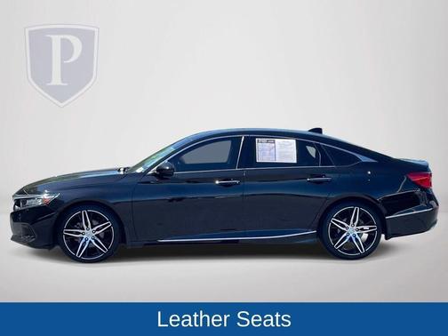 Crystal Black Pearl 2021 Honda Accord Touring 2.0T