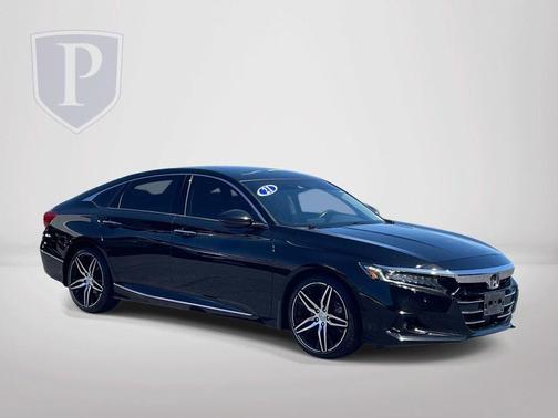 Crystal Black Pearl 2021 Honda Accord Touring 2.0T