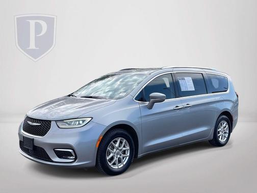 2021 Chrysler Pacifica Touring-L