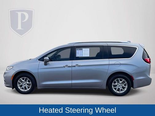2021 Chrysler Pacifica Touring-L