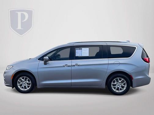 2021 Chrysler Pacifica Touring-L
