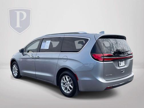2021 Chrysler Pacifica Touring-L