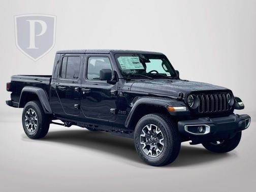 Black Clearcoat 2026 Jeep Gladiator Sport