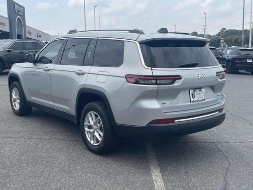 2021 Jeep Grand Cherokee L Laredo