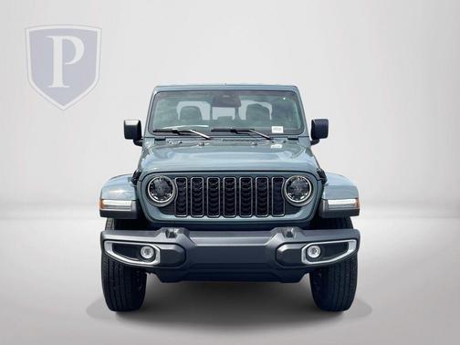 Anvil Clearcoat 2026 Jeep Gladiator Sport