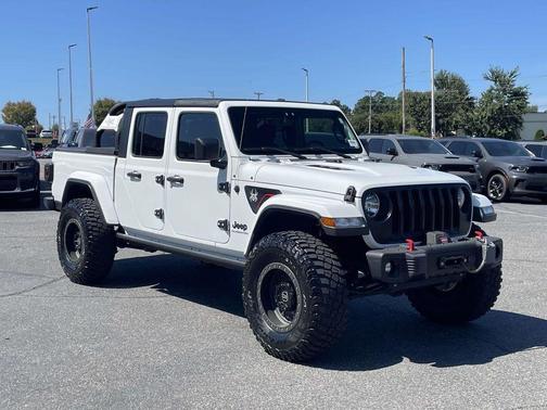2021 Jeep Gladiator Sport