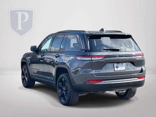 Metallic 2026 Jeep Grand Cherokee Limited