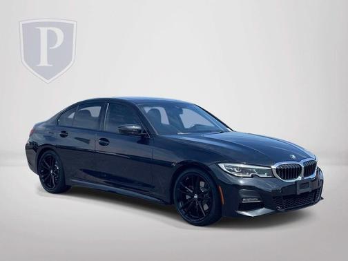 Black Sapphire Metallic 2022 BMW 330 i
