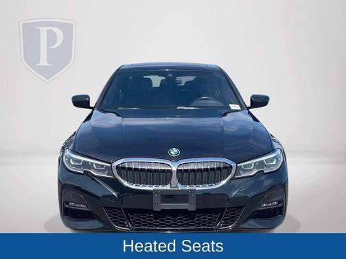 Black Sapphire Metallic 2022 BMW 330 i