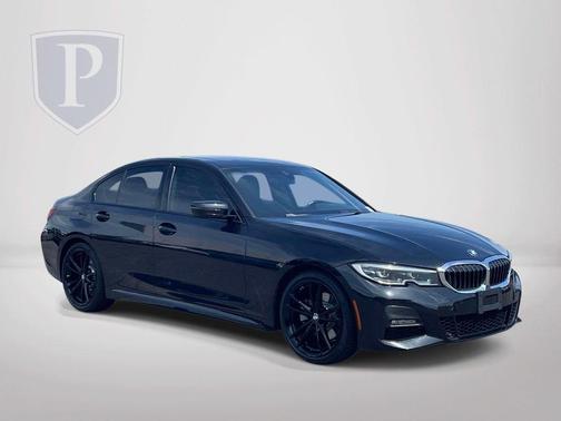 Black Sapphire Metallic 2022 BMW 330 i