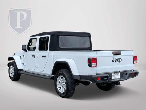2023 Jeep Gladiator Sport