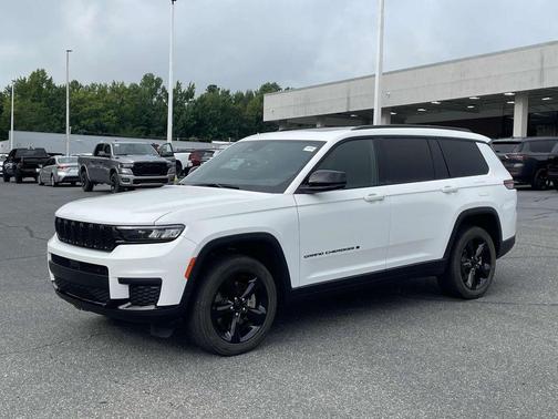2024 Jeep Grand Cherokee L Laredo