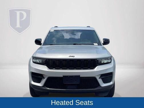 Silver Zynith 2025 Jeep Grand Cherokee Laredo
