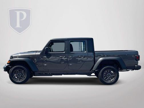 Granite Crystal Clearcoat Metallic 2026 Jeep Gladiator Sport