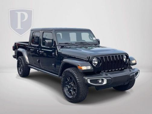 2023 Jeep Gladiator Sport