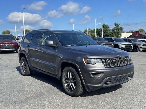 2016 Jeep Grand Cherokee Laredo