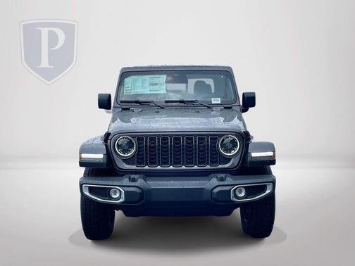 Granite Crystal Clearcoat Metallic 2026 Jeep Gladiator Sport
