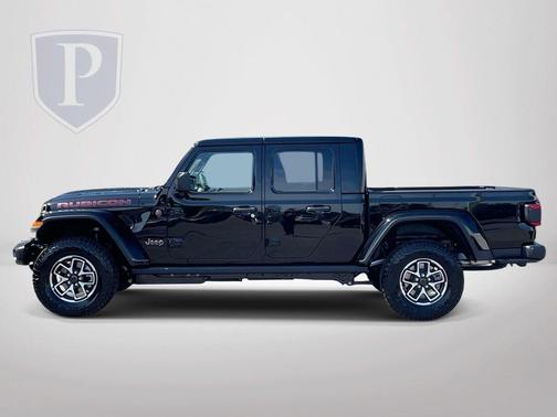 Black Clearcoat 2026 Jeep Gladiator Rubicon