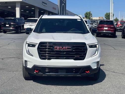 2024 GMC Acadia AT4