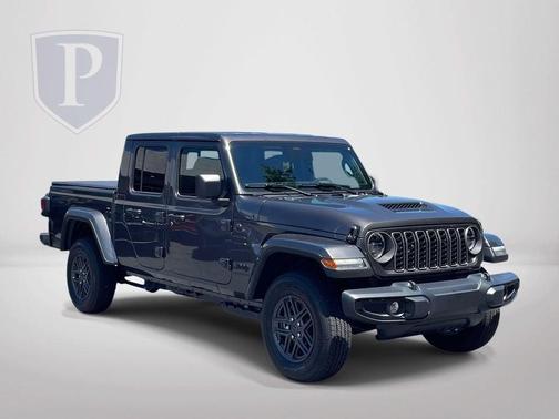 Crystal Metallic 2026 Jeep Gladiator Sport