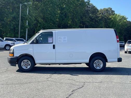 2023 GMC Savana 2500 Work Van