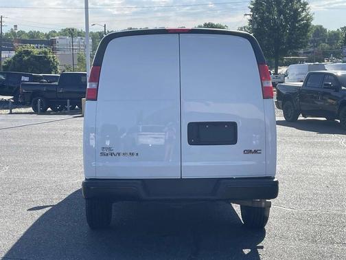 2023 GMC Savana 2500 Work Van