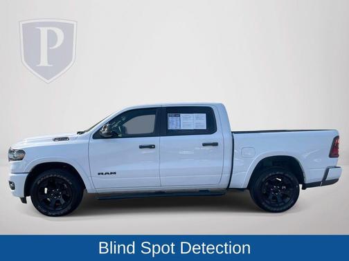 Bright White Clearcoat 2025 RAM 1500 Big Horn/Lone Star