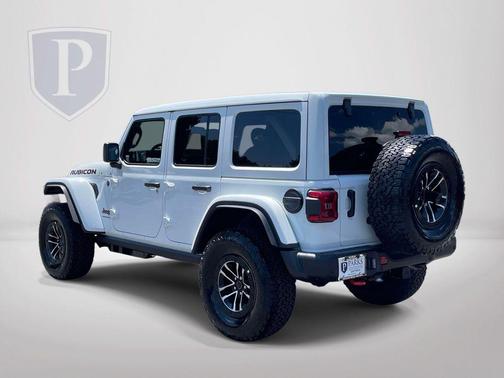Bright White Clearcoat 2026 Jeep Wrangler Rubicon