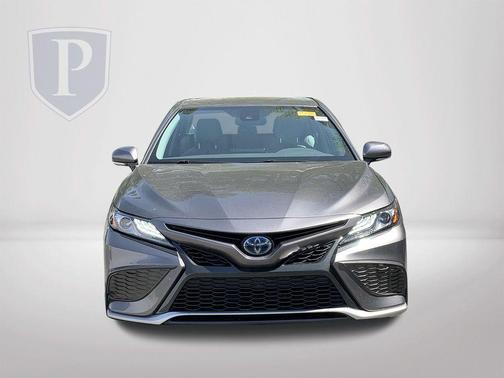 2021 Toyota Camry Hybrid XSE