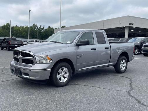 2024 RAM 1500 Classic SLT