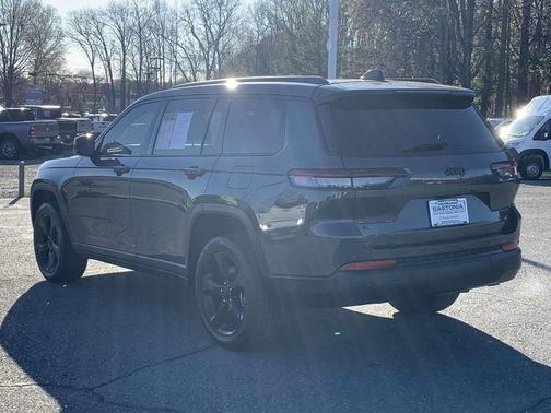 2023 Jeep Grand Cherokee L Laredo