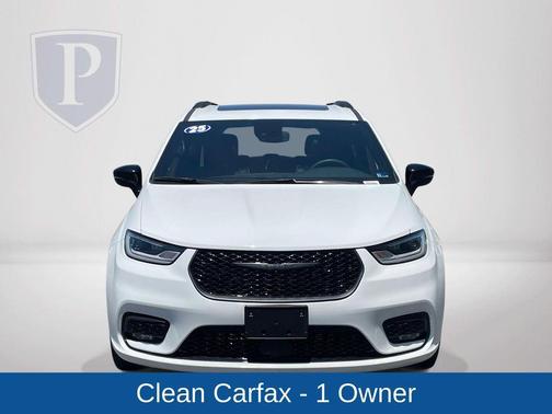 Bright White Clearcoat 2025 Chrysler Pacifica Limited