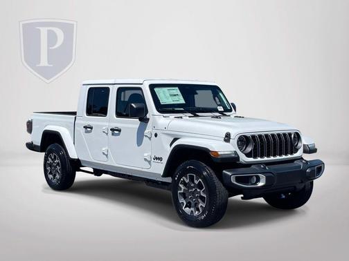 Bright White Clearcoat 2026 Jeep Gladiator Sport