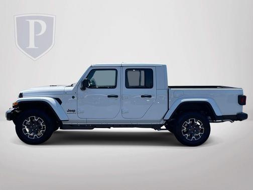 Bright White Clearcoat 2026 Jeep Gladiator Sport