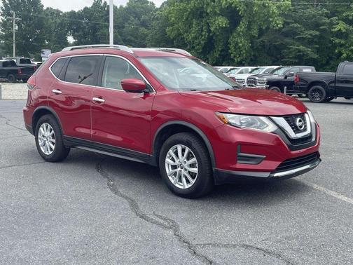 2017 Nissan Rogue SV