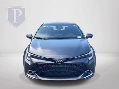Magnetic Gray Metallic 2025 Toyota Corolla Hatchback XSE