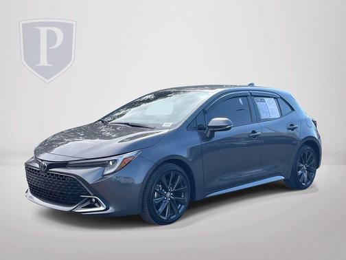 Magnetic Gray Metallic 2025 Toyota Corolla Hatchback XSE