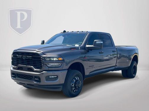 Granite Crystal Clearcoat Metallic 2026 RAM 3500 Big Horn