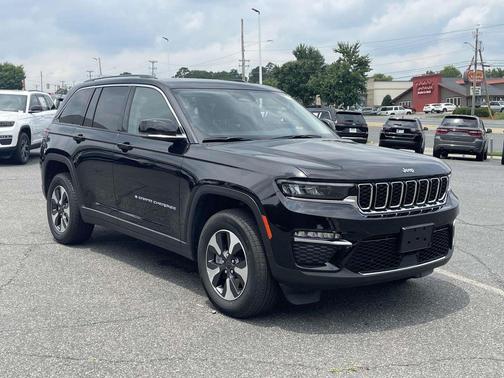 2023 Jeep Grand Cherokee 4xe Base