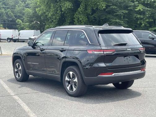 2023 Jeep Grand Cherokee 4xe Base
