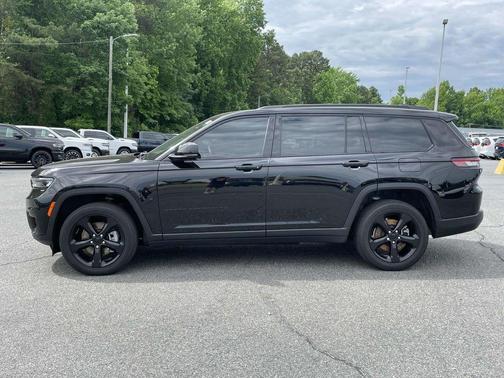 2021 Jeep Grand Cherokee L Laredo