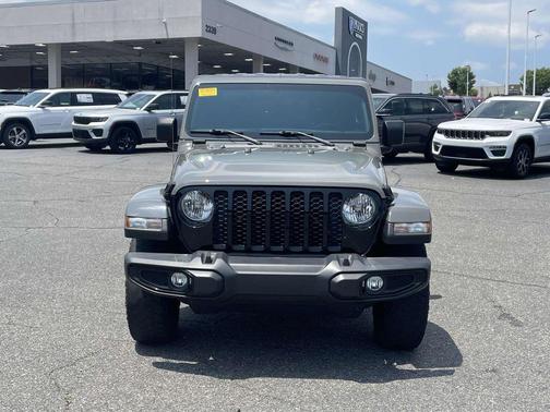 2021 Jeep Gladiator Sport